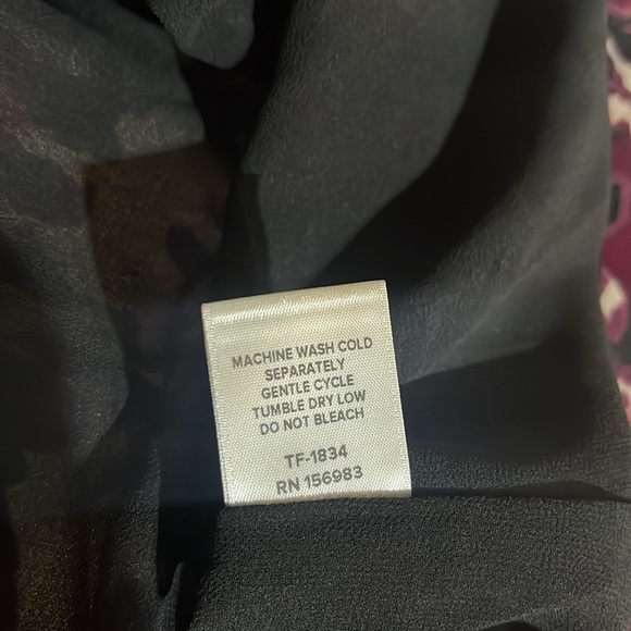 NWT Evereve Allison Joy Purple Patterned Blouse Size L - Picture 6 of 6